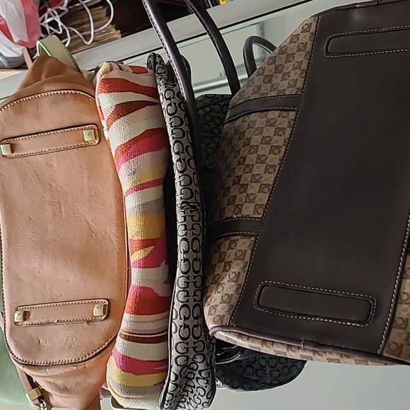 Multiple purses - Picture 6 of 6